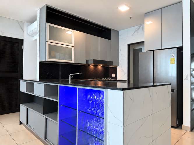 VENTA DE APARTAMENTO EN AVENIDA BALBOA 