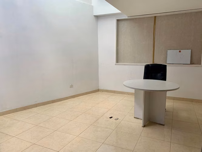 Venta Galera con Oficinas 550 m2 cerca del Corredor Sur Versalles - ALYC 26-9046 - Imagen 13