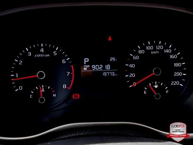 Kia Picanto 2024 Automática EF2499 - Imagen 14