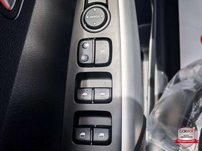 Kia Picanto 2024 Automática EF2499 - Imagen 12