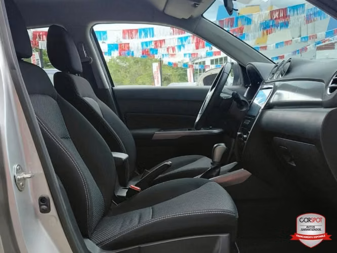 Suzuki Vitara 2024 Automática EJ0745 - Imagen 8