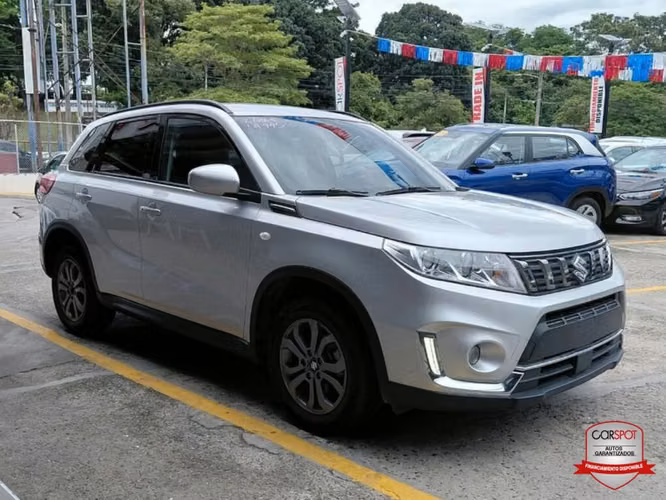 Suzuki Vitara 2024 Automática EJ0745 - Imagen 3