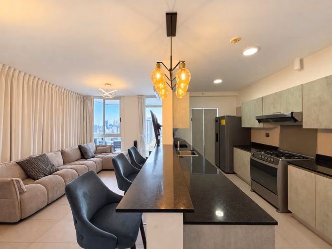 ALQUILER DE APARTAMENTO EN PH LOMA VISTA TOWER