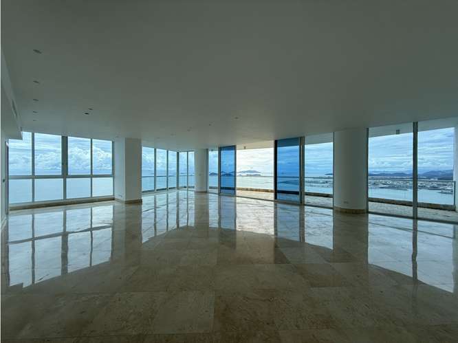 ALQUILER DE APARTAMENTO EN THE POINT, PAITILLA 500 M2