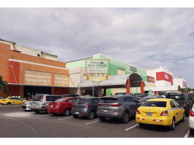 Se vende Local comercial Westland Mall JLH