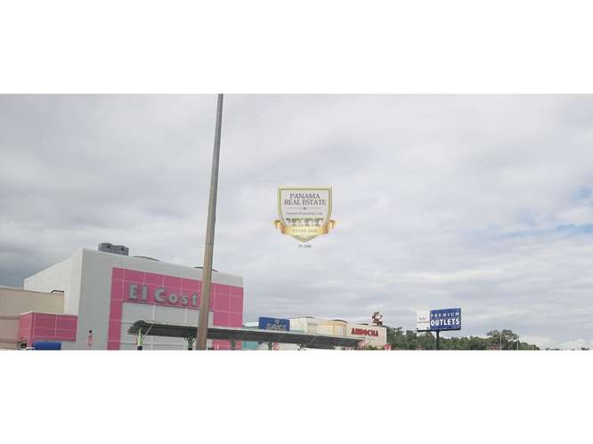 Se vende Local comercial Westland Mall JLH