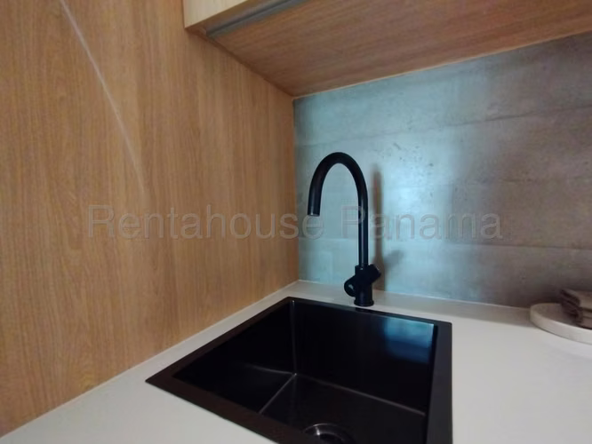 Venta de Apartamento en El Cangrejo Ph Amara 94 Mts PD