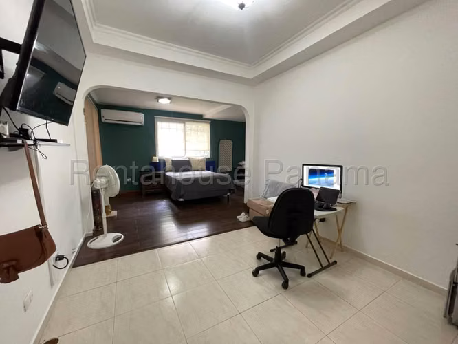 Venta de Casa en Brisas Del Golf 299 Mts PD