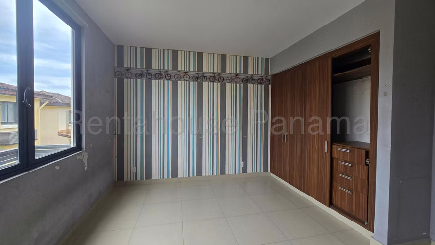 Venta de Casa en Panama Pacifico River Valley KF