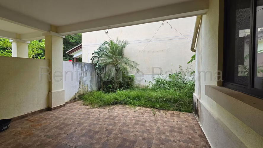 Venta de Casa en Panama Pacifico River Valley KF