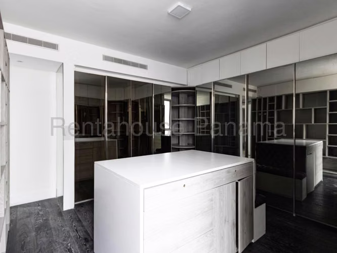 Venta de Apartamento en Avenida Balboa Ph Yoo & Arts KF