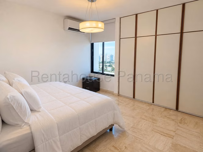 Venta de Apartamento en Dos Mares Ph Pacific hills Solo Cliente Directo MC