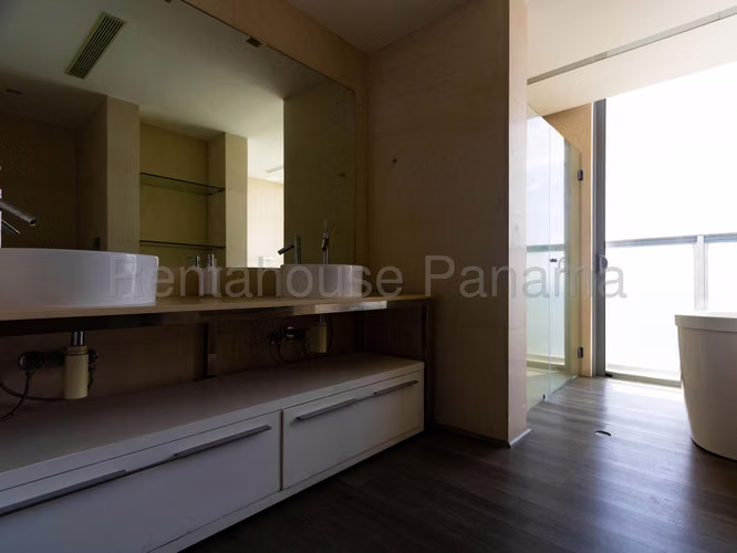 Venta de Apartamento en Avenida Balboa Ph Yoo & Arts Solo Cliente Directo MC