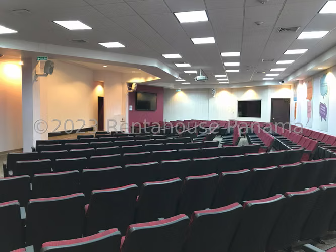 RR VENTA DE EDIFICIO EN CHANIS PLAZA CAROLINA