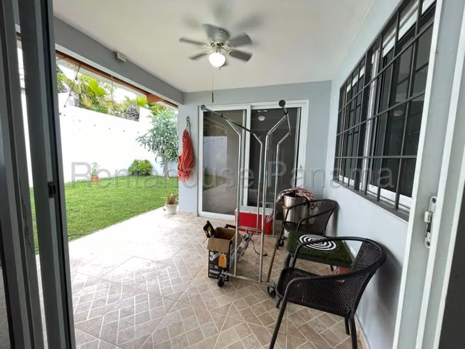 Venta de Casa en Brisas Del Golf AP2