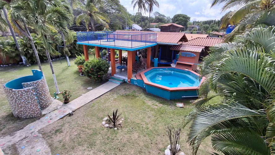 El Palmar. Casa frente al mar 2262mts 5r 6b $540,000.00