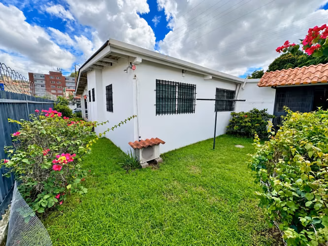 Se vende casa en Altos de Santa Maria, cerca de Altos de Panama - Imagen 10