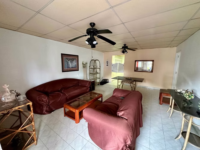 Se vende casa en Altos de Santa Maria, cerca de Altos de Panama - Imagen 4