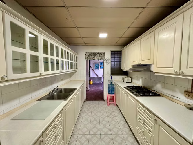 Se vende casa en Altos de Santa Maria, cerca de Altos de Panama - Imagen 8