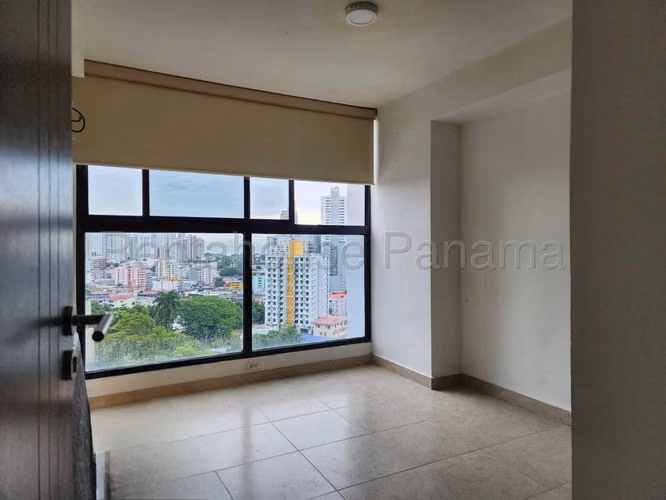 Venta apartamento en PH Vista Verde Tower, Carrasquilla - cerca de Vía España | uVIK-26-1534