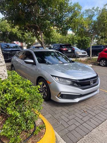 Honda CIVIC 2020 only owns 95mil KM