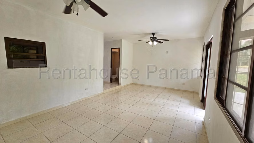 Venta Casa Las Cumbres - YD