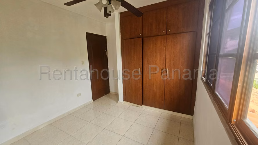 Venta Casa Las Cumbres - YD