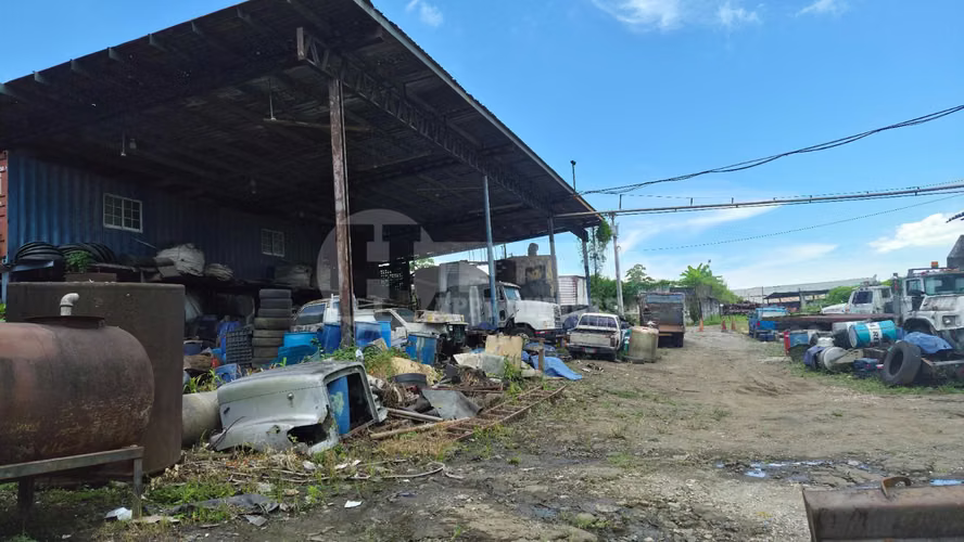 Terreno con Galera Comercial/Industrial C2 en Las Mañanitas – 4,568 m². EL - Imagen 6