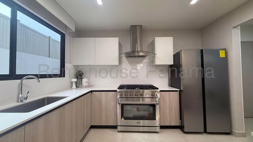 Venta de Casa en Paseo del Norte 27LBR2761 - Imagen 8