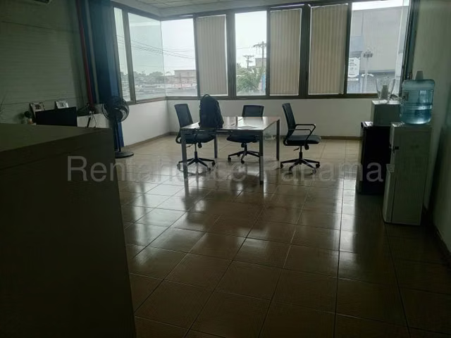 VENTA DE LOCAL COMERCIAL EN TOCUMEN 