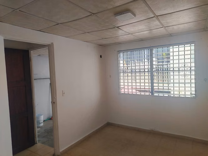Apartamento en P.H. El CID en esquina en Parque Lefevre, céntrico, cerca de todo. - Imagen 7