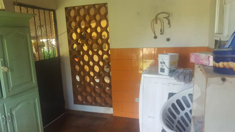 SE VENDE CASA EN LOS SANTOS - SANTO DOMINGO - Imagen 13