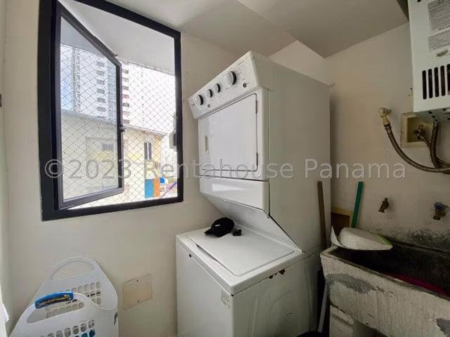 Apartamento de 2 recámaras y 2 baños en Carrasquilla - Imagen 4