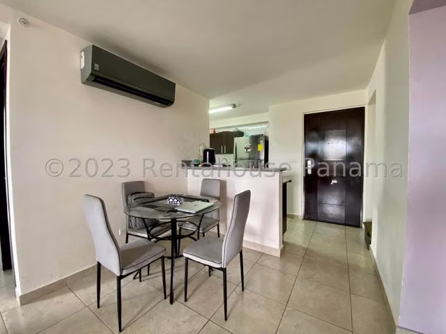 Apartamento de 2 recámaras y 2 baños en Carrasquilla - Imagen 2