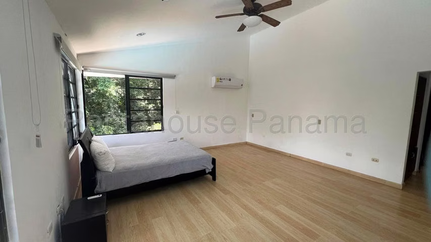 VENTA DE CASA EN CARDENAS 