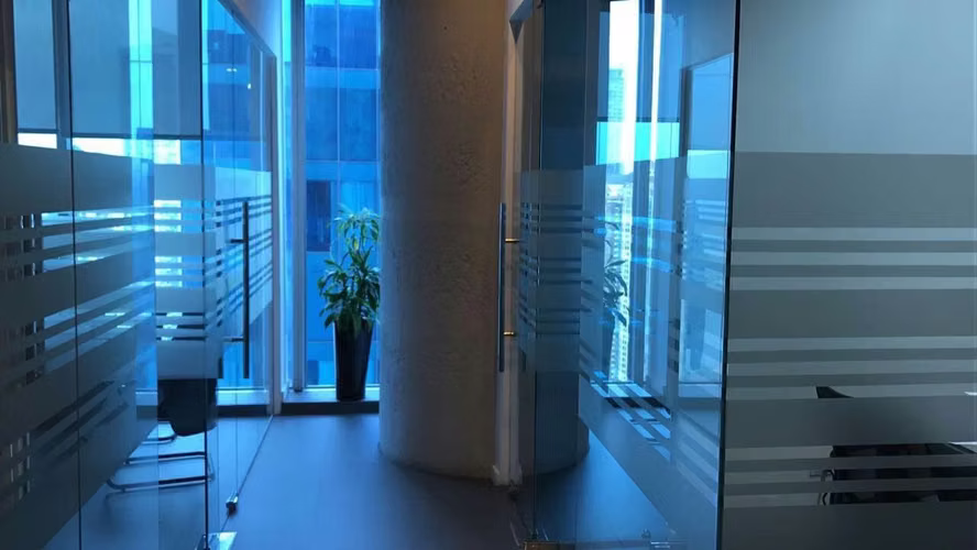 OFICINAS CORPORATIVAS EN TORRE OCEANIA - EJECUTIVO BUSINESS HUB - L.G.