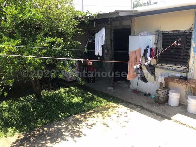 Venta de Casa en Llano Bonito 24LGG10543