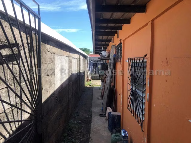 Venta de Casa en Llano Bonito 24LGG10543