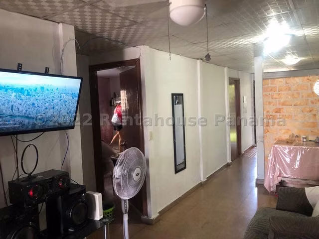 Venta de Casa en Llano Bonito 24LGG10543