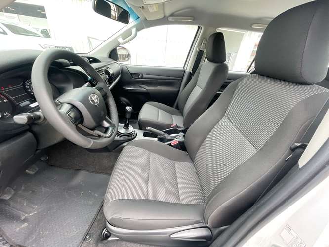 TOYOTA HILUX - 2025 - PPHX - Automarket - Imagen 5