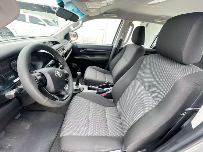 TOYOTA HILUX - 2025 - PPHX - Automarket - Imagen 5