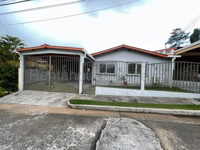 Venta de casa en Brisas del Golf 27MVCH2802