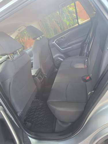TOYOTA RAV4 2022 AUTOMATICO - Imagen 6
