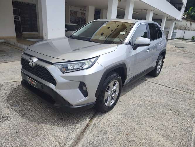 TOYOTA RAV4 2022 AUTOMATICO