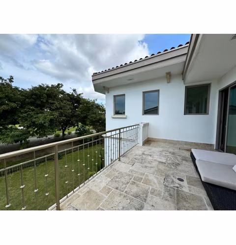 VENTA DE CASA EN SANTA MARIA, FAIRWAY ESTATE - Imagen 12