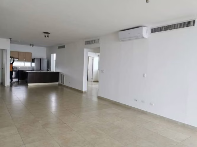 En Venta Apto en H2O Av Balboa $184,000 - Imagen 4