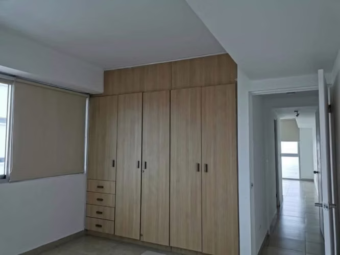 En Venta Apto en H2O Av Balboa $184,000 - Imagen 9