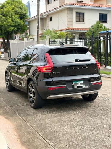 VOLVO XC40 2022 T4 AUTOMATICO SOLO 15MIL KM - Imagen 4