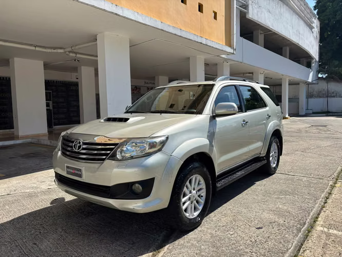 TOYOTA FORTUNER 2014 AUTOMATICO