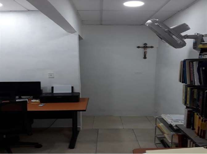 C2595 SE ALQUILA AMPLIA CASA EN EL CRISOL